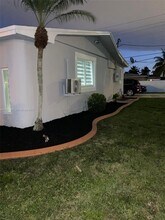 3880 NW 179th St in Miami Gardens, FL - Building Photo - Building Photo