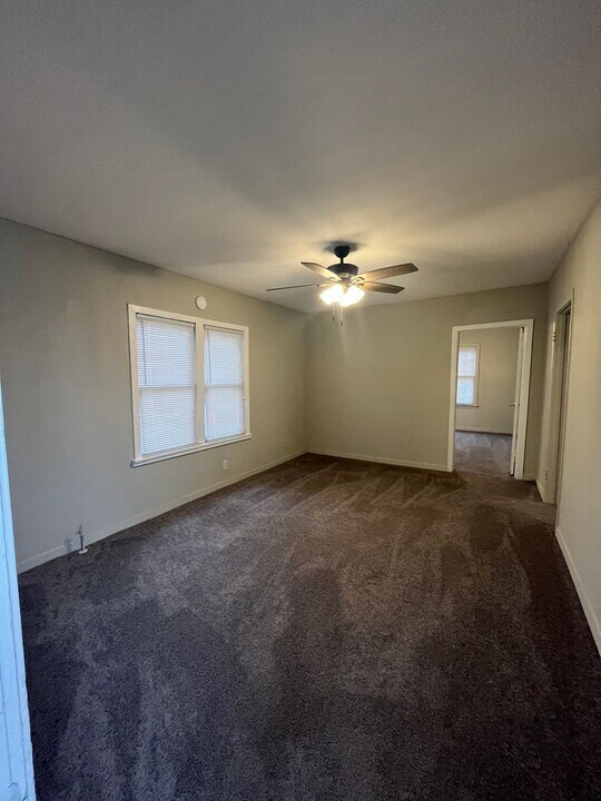 2108 Echols St in Bryan, TX - Building Photo