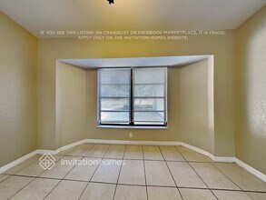 845 Alderwood Way in Sarasota, FL - Foto de edificio - Building Photo