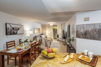 2575 S Kihei Rd in Kihei, HI - Building Photo - Building Photo