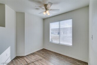 698 S Racetrack Rd, Unit 911 in Henderson, NV - Building Photo - Building Photo