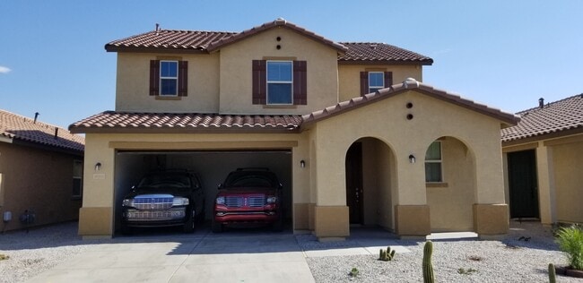 property at 40835 W Patricia Ln