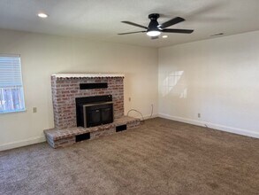 1320 Wilson Ave in Tracy, CA - Building Photo - Building Photo