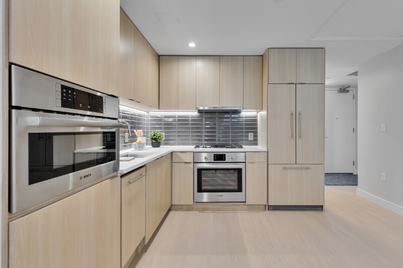 1224 M St NW, Unit 704 in Washington, DC - Building Photo