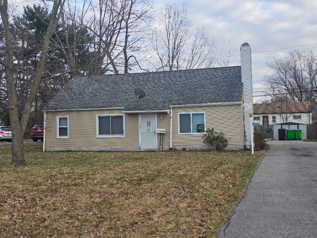 property at 4008 Lancaster Rd