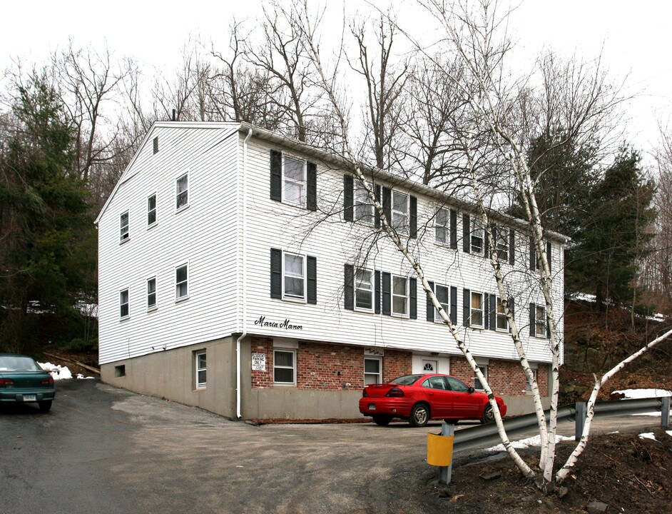Main Manor in Waterbury, CT - Building Photo