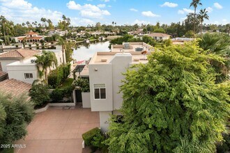 7613 E Vía Del Reposo in Scottsdale, AZ - Building Photo - Building Photo