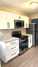 5921 N Wayne Rd in Westland, MI - Building Photo - Building Photo