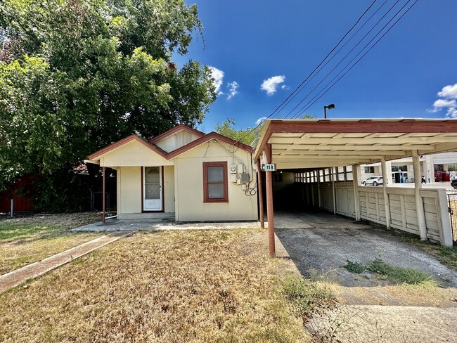 property at 118 S King St