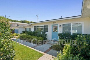 1802 Coral Pl in Newport Beach, CA - Building Photo