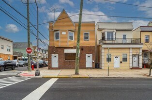 378 Avenue C in Bayonne, NJ - Building Photo