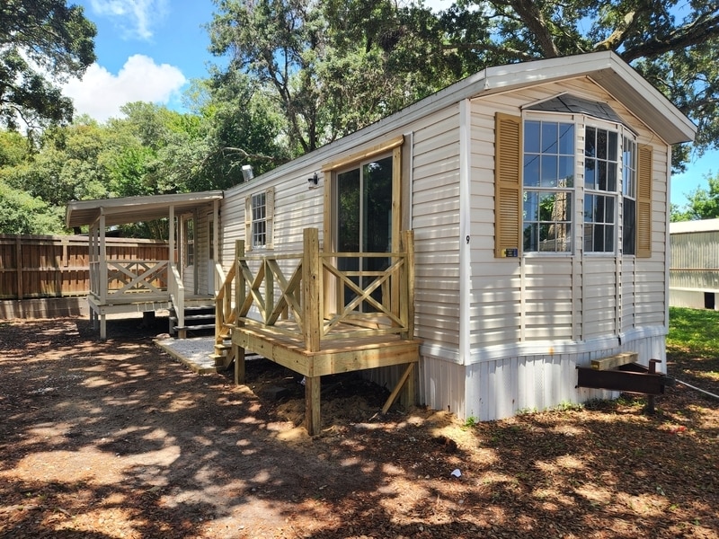 117 Beach Dr in Fort Walton Beach, FL - Building Photo