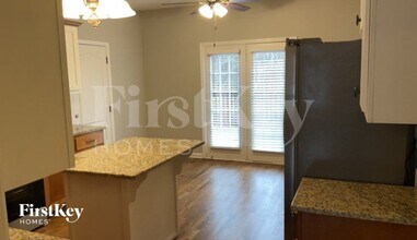 531 Glenstone Springs Dr in Clarksville, TN - Building Photo - Building Photo