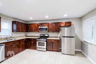 2912 Akron St in Atlanta, GA - Building Photo - Building Photo