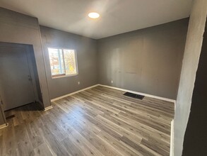 310 E 16th Ave in Homestead, PA - Building Photo - Building Photo