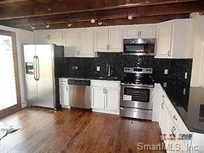 21 Sherman St in Norwich, CT - Building Photo - Building Photo