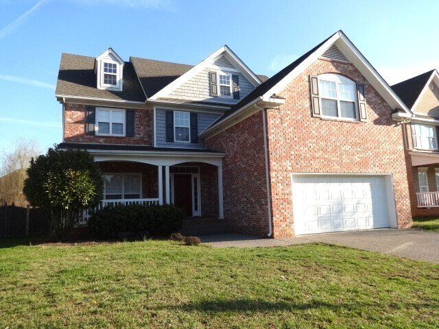 2022 Keene Cir in Spring Hill, TN - Building Photo