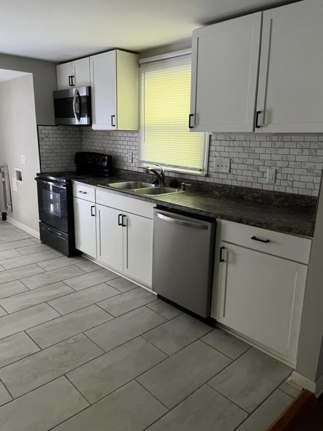 1224 Essex Ave in Gastonia, NC - Building Photo - Building Photo