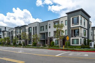 Lux in Irvine, CA - Building Photo