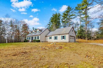 31 Moulton Ave in Greenland, NH - Building Photo - Building Photo