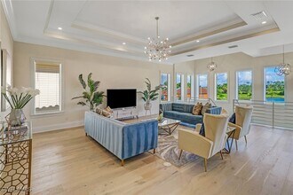 2875 Coco Lakes Dr in Naples, FL - Building Photo - Building Photo