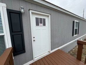 114 Shady Grove Dr in Sanger, TX - Building Photo - Building Photo