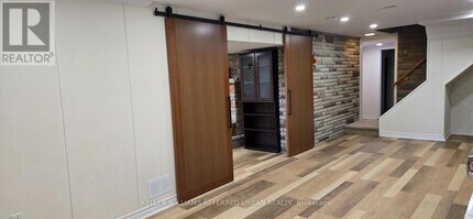 49 Halkin Crescent in Toronto, ON - Building Photo - Building Photo