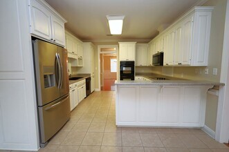 3798 Bermuda Run Dr in Valdosta, GA - Building Photo - Building Photo