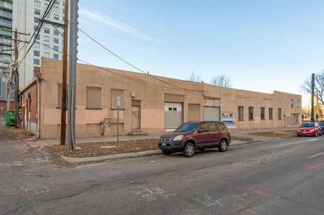 Parq II in Denver, CO - Building Photo - Building Photo