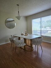 422 S Netherwood Cres in Altamonte Springs, FL - Building Photo - Building Photo