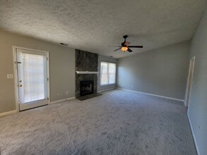 2948 Chillingworth Dr in Fayetteville, NC - Building Photo - Building Photo