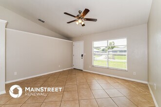 8165 Pelican Rd in Ft. Myers, FL - Foto de edificio - Building Photo