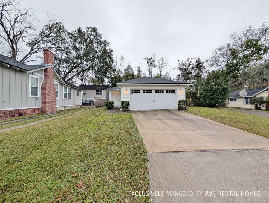 2862 Rosselle St in Jacksonville, FL - Building Photo