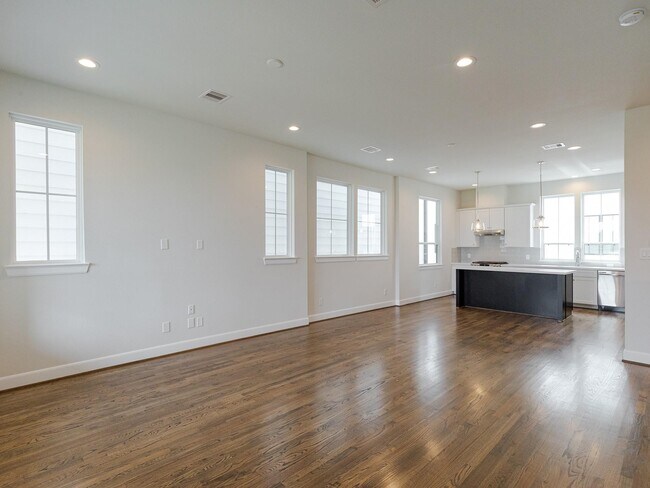 2808 Grand Fountains Dr in Houston, TX - Building Photo - Building Photo