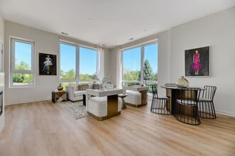 288 Stonington Dr in Bloomingdale, IL - Building Photo - Building Photo