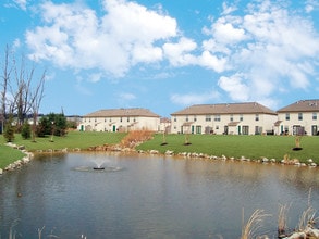 Pheasant Run in Reynoldsburg, OH - Foto de edificio - Building Photo