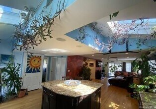 277 New York Ave in Long Beach, NY - Building Photo - Building Photo