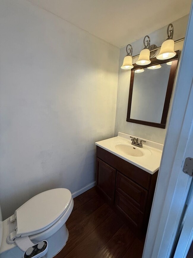 7925 Royal Arms Ct in St. Louis, MO - Building Photo - Building Photo