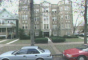 1547-1549 W Sherwin Ave Apartments