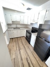 99 Cluff Crossing Rd in Salem, NH - Building Photo - Building Photo