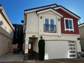 13768 Cordary Ave in Hawthorne, CA - Building Photo