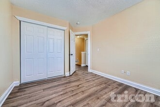 19714 E Harvard Dr in Aurora, CO - Building Photo - Building Photo