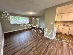 5826 Hinckley Ct in Dayton, OH - Building Photo - Building Photo