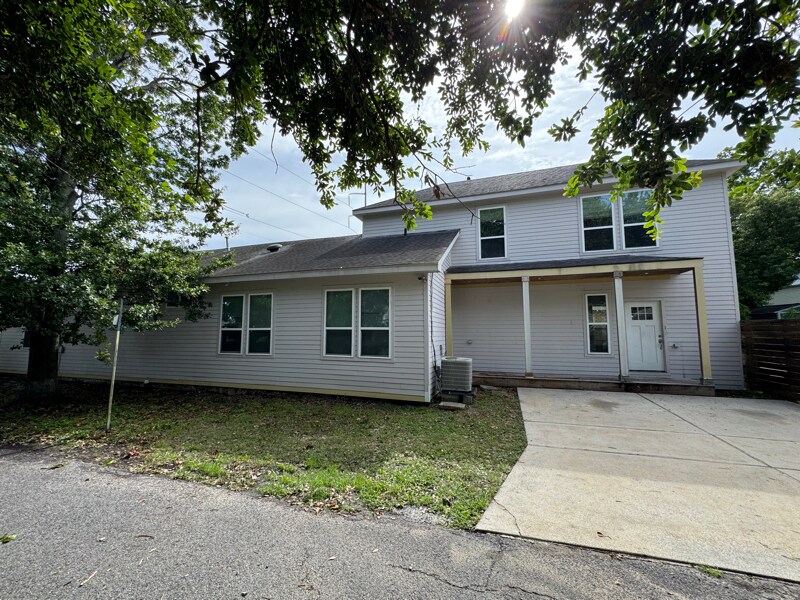 3701 Derbigny St in Metairie, LA - Building Photo