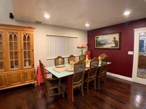 3127 Stonybrook Dr in Anaheim, CA - Building Photo - Building Photo