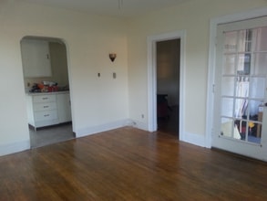 249 Schoolhouse Rd in Albany, NY - Building Photo - Building Photo