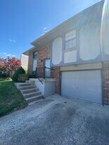 733 SE Claremont St in Lee's Summit, MO - Building Photo