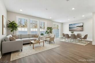 179 Jasmine Dr in Warren, NJ - Building Photo - Building Photo