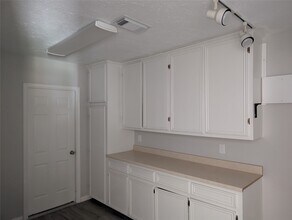 5813 Misty Meadow St in League City, TX - Foto de edificio - Building Photo