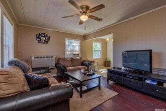 636 Myrtle Ave in Placerville, CA - Building Photo - Building Photo